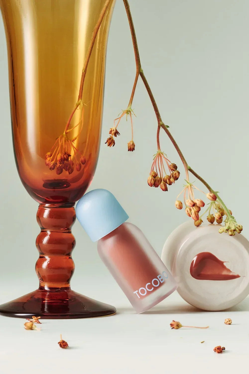 [Tocobo] Juicy Berry Plumping Lip Oil 04 Bitter Brown 4g