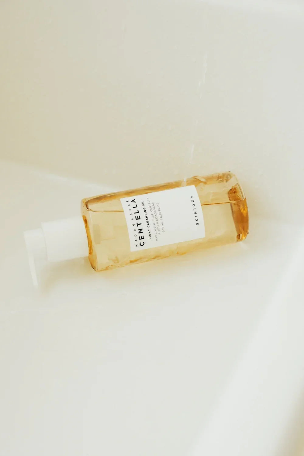 [Skin1004] Madagascar Centella Light Cleansing Oil 200ml