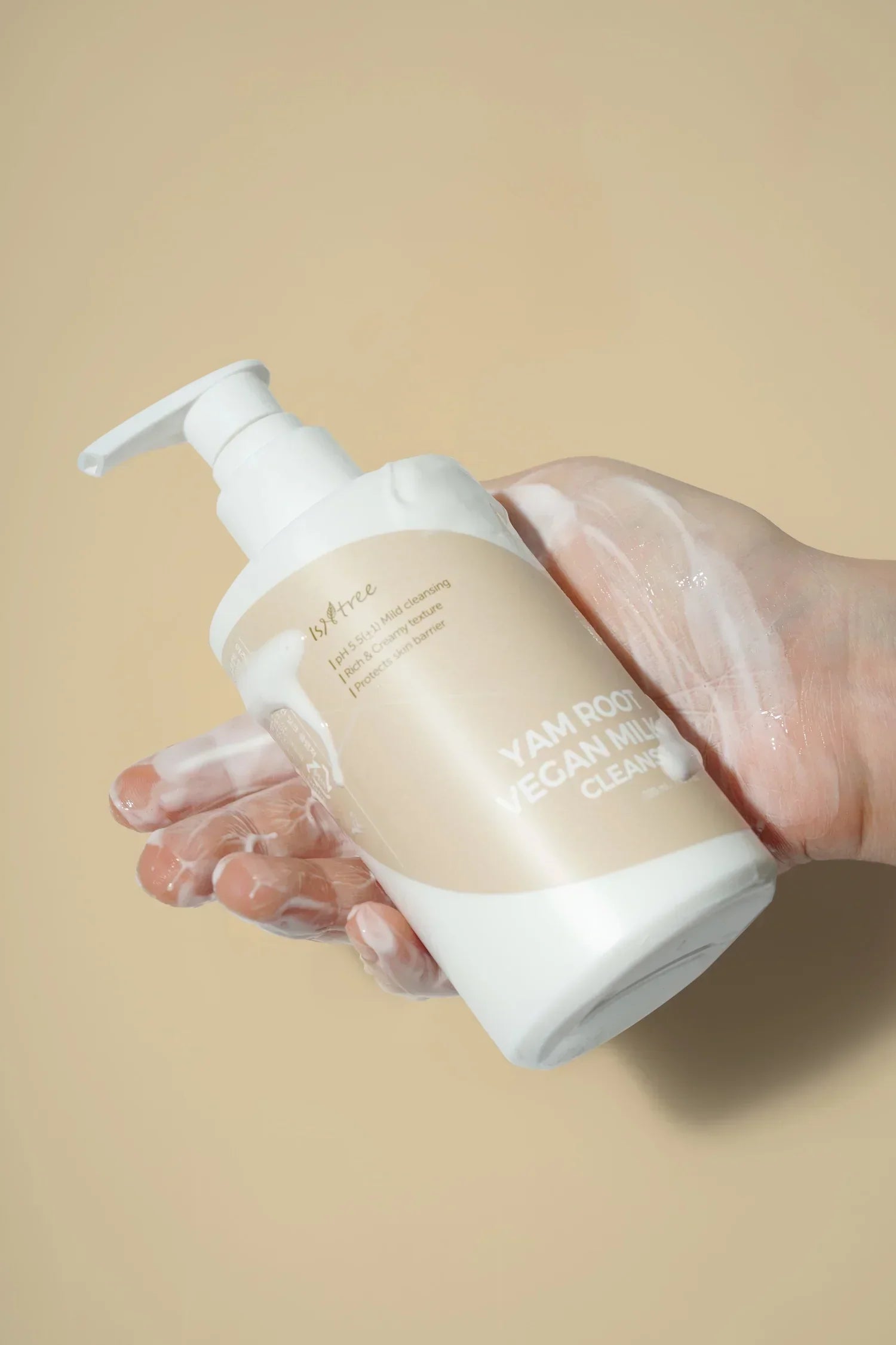 [Isntree] Yam Root Vegan Milk Cleanser 220ml