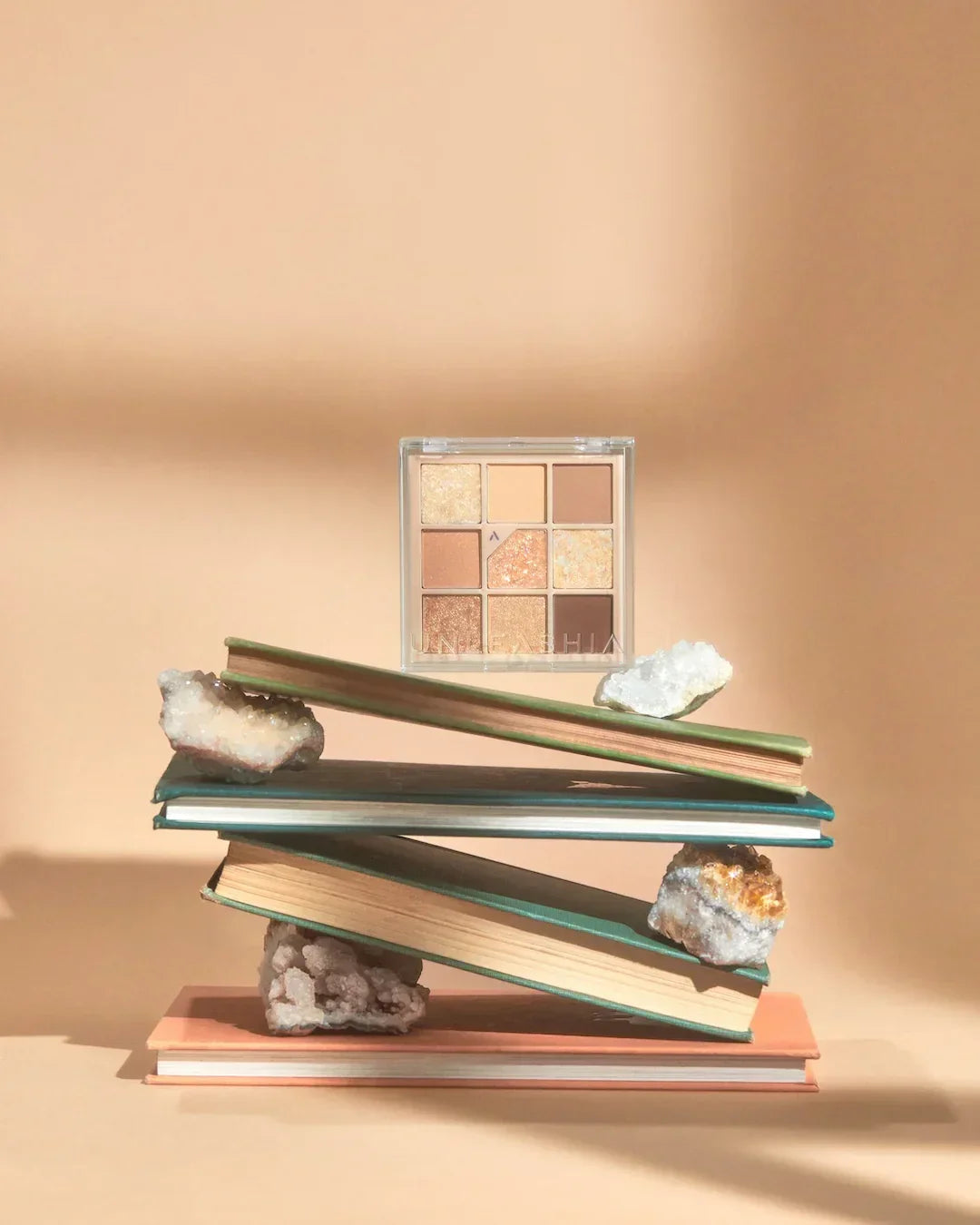[Unleashia] Glitterpedia Eye Palette No.1 All of Glitter 6.2g
