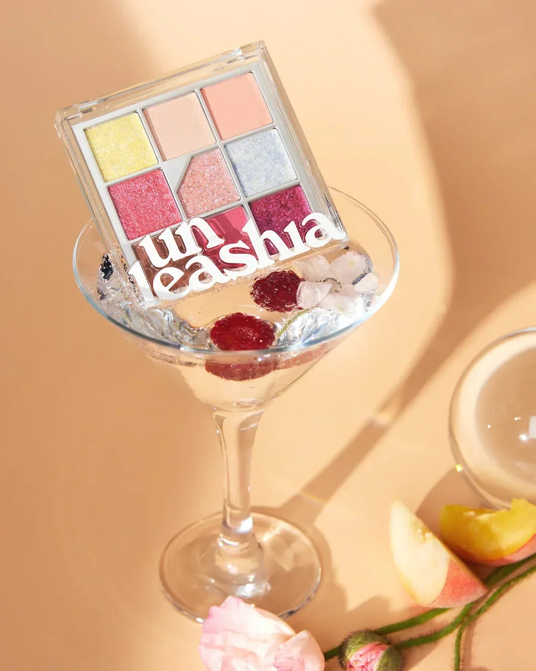 [Unleashia] Glitterpedia Eye Palette No.1 All of Glitter 6.2g